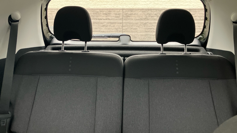 Hyundai INSTER 85kW 02 49kWh 5dr Auto Electric Hatchback